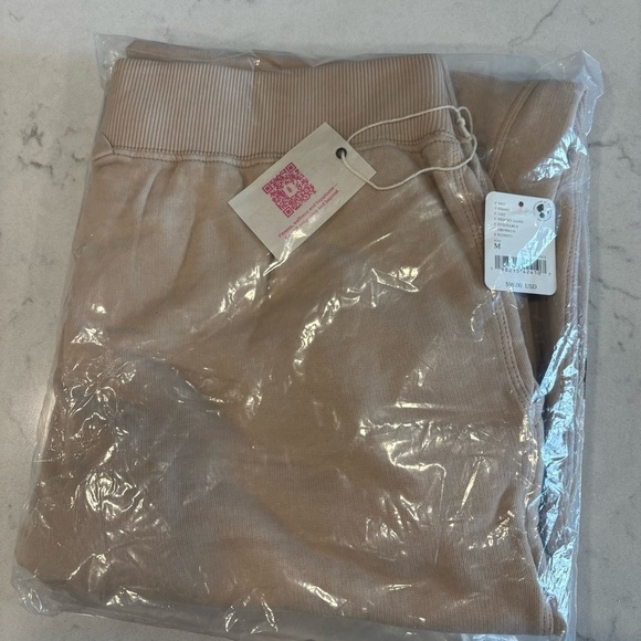 NWT NEW Free people movement x Hatch intercept pants in desert sand - Picture 7 of 7